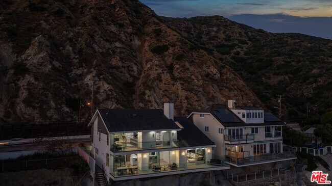 Building Photo - 19640 Pacific Coast Hwy