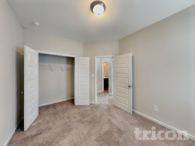 Building Photo - 232 Whetstone Dr