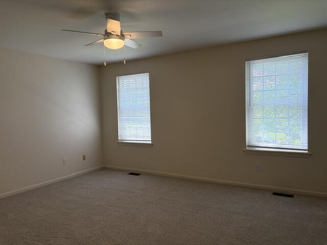 Building Photo - 328 N Pointe Dr