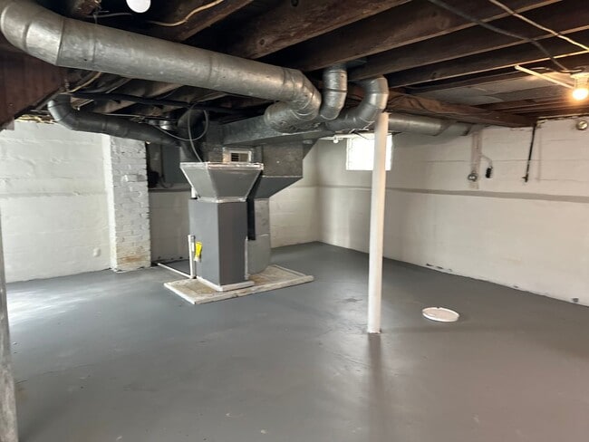 Building Photo - YOU WILL LOVE THIS HOME . CALL NOW FOR APPOINTMENT !!!