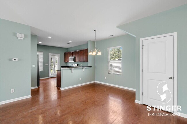 Building Photo - 6 Whitewater Way