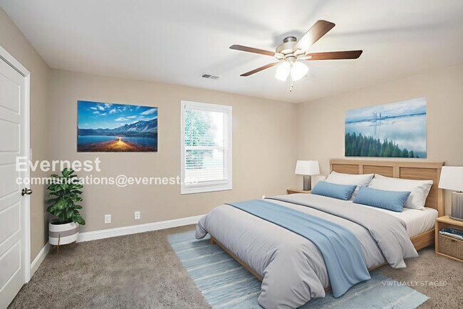 Building Photo - Lovely 2-Bedroom Townhome with Garage / Pe...