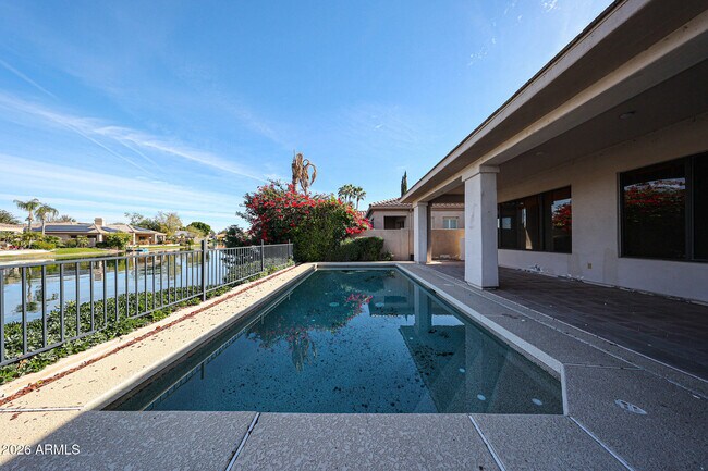 Building Photo - 1710 W Bartlett Way