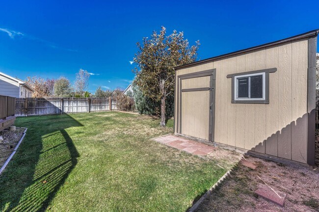 Building Photo - 7368 Prythania Park Dr