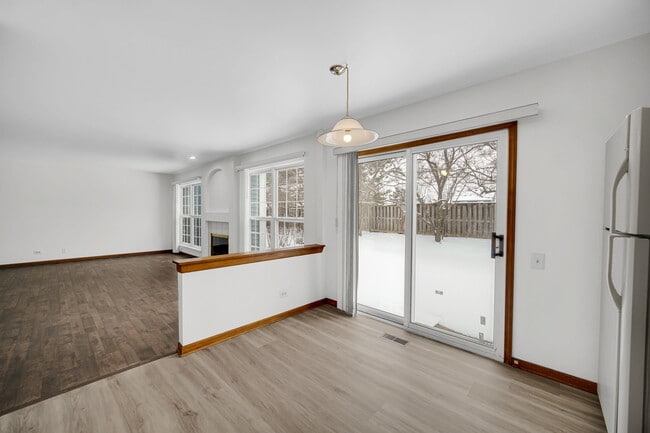 Building Photo - 4782 Amber Cir