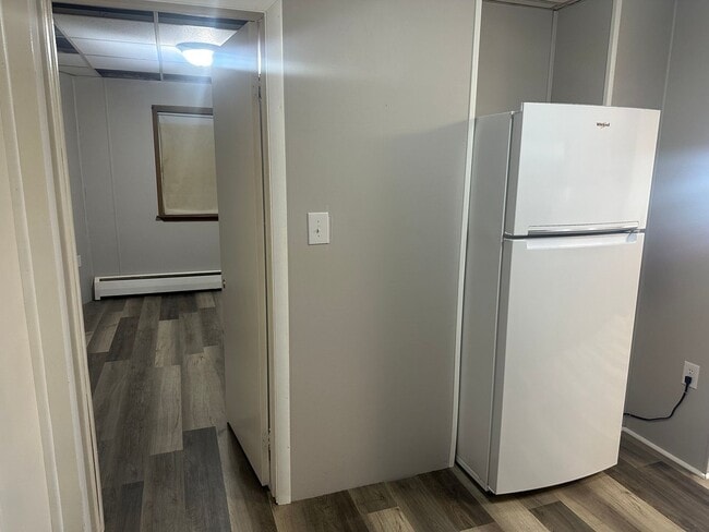 Building Photo - Lebanon 1st floor 1 bedroom-section 8 cons...