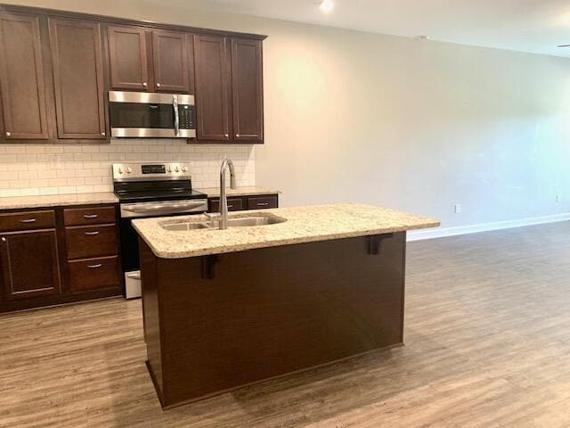 Building Photo - 1308 Russell Springs Dr
