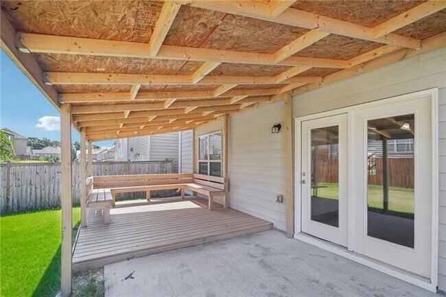 Building Photo - 5770 Rialto Way
