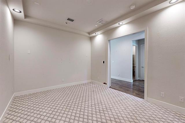 Building Photo - 691 Meandering Ln