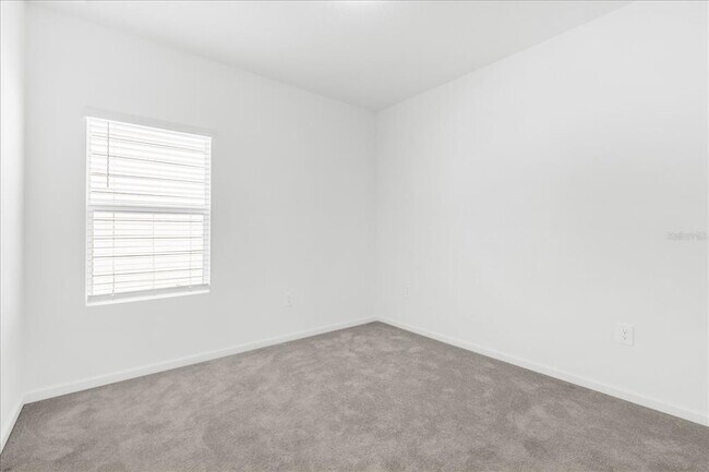 Building Photo - 4721 SW 83rd Lp