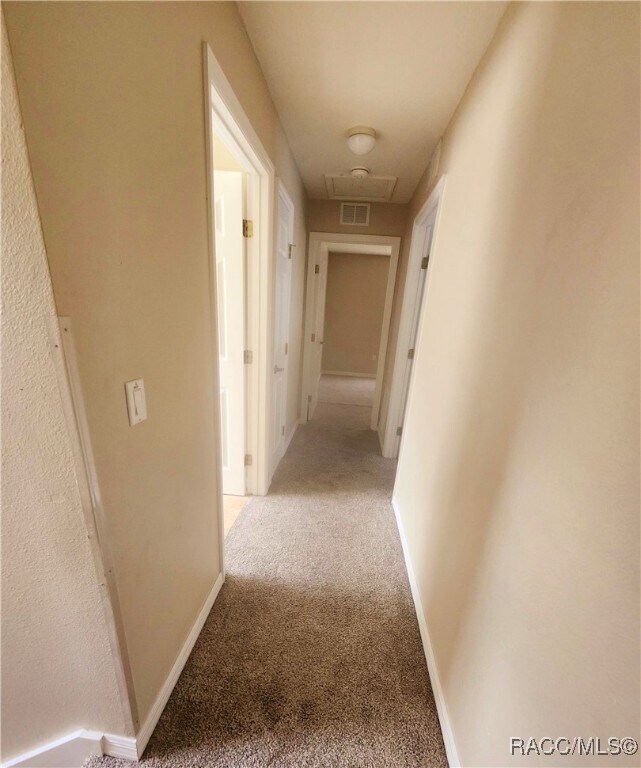 Building Photo - 835 E Rembrandt Way