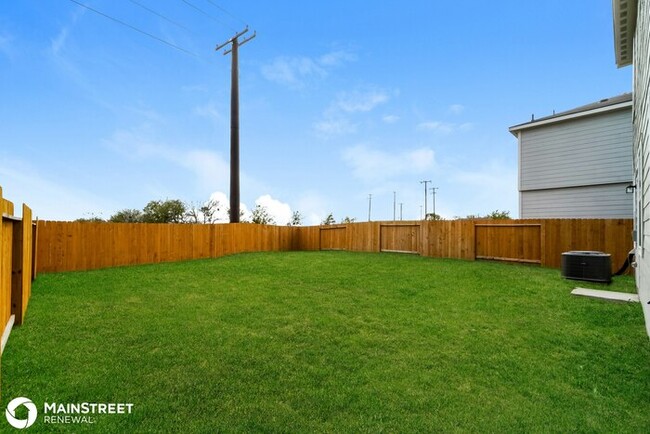 Building Photo - 4215 Trail De Paris, New Braunfels, TX 78132