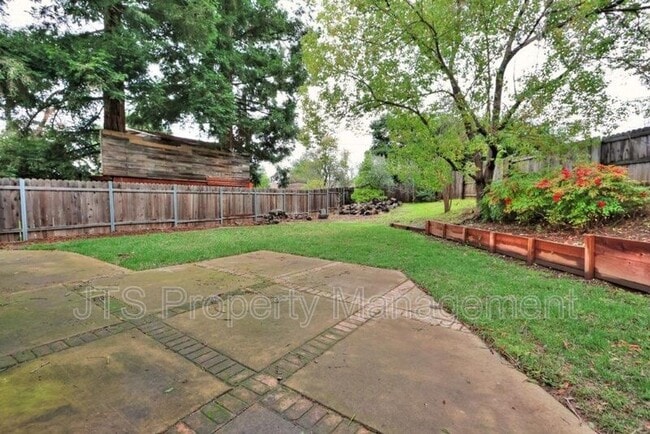 Building Photo - 5248 Phoenix Ridge Pl