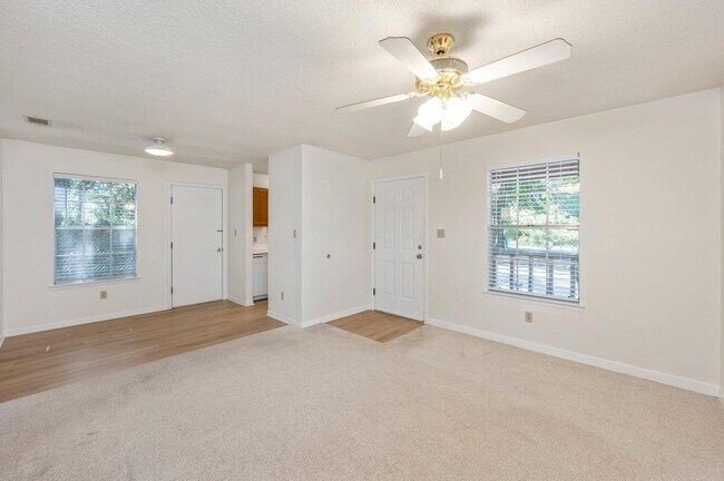 Building Photo - 4021 Valparaiso Blvd