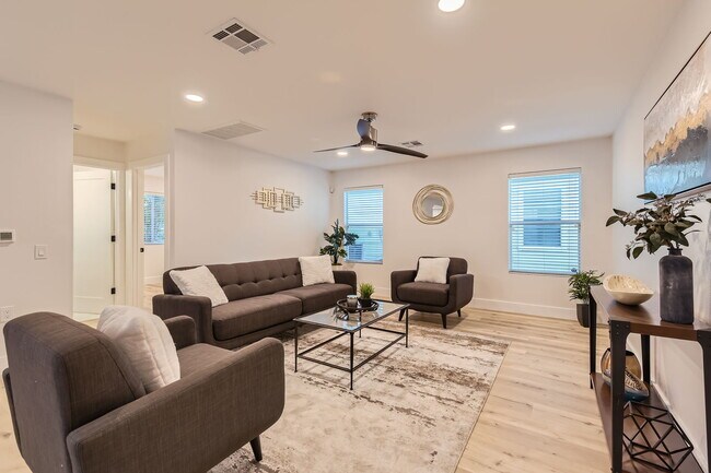Primary Photo - 1625 Anise Dr