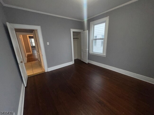 Building Photo - 742 Pennington St