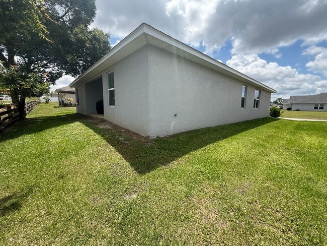Building Photo - NOT AVAILABLE UNTIL MID JULY St. James Park - North Ocala / 4/2/2 1820 sqft