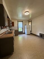 Building Photo - 750 8th St