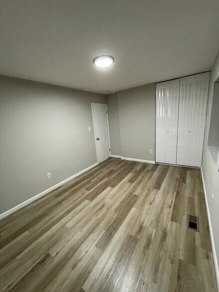 Building Photo - 290 Hilltop Ln