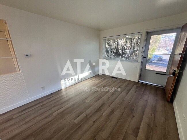 Building Photo - 2502 S 700 E