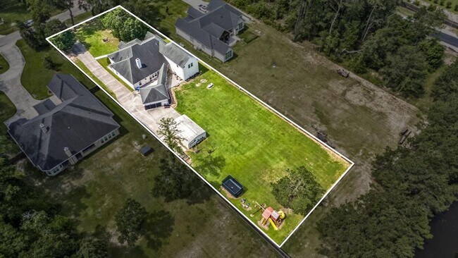 Building Photo - 19509 Desna Dr