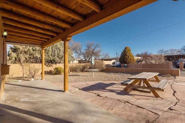 Building Photo - Santa Fe Traditional Home