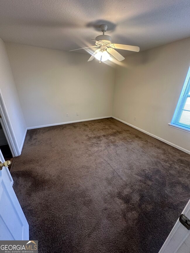 Building Photo - 409 E Lawnwood Ave