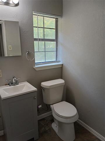 Building Photo - 635 Highfall Dr