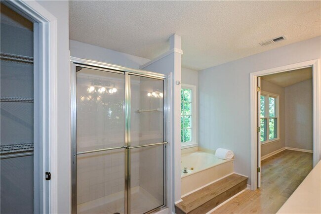 Building Photo - 9050 Brockham Way