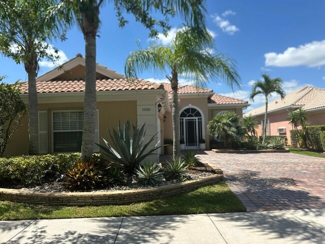 Building Photo - 11181 SW Aliceville Dr