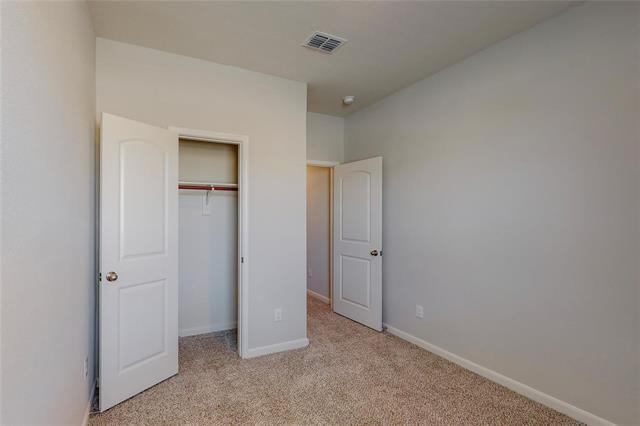 Building Photo - 2113 Emma Ct