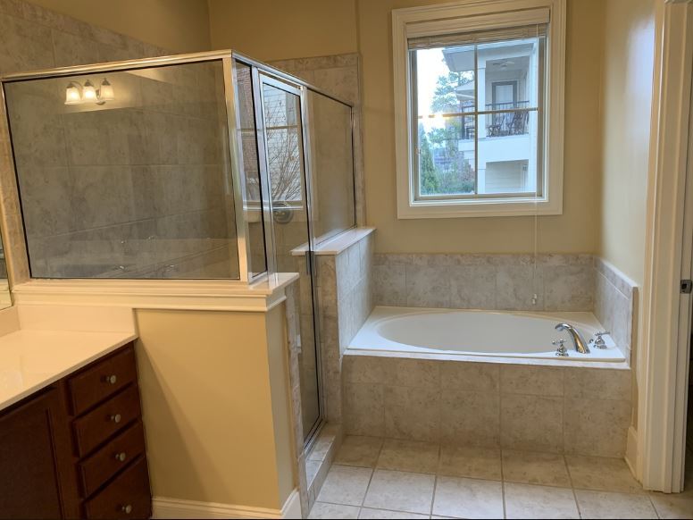 Building Photo - 817 Perennial Dr