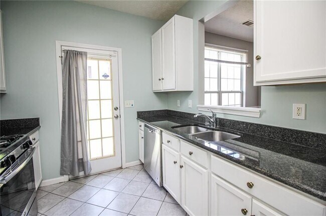 Building Photo - 6476 Portside Way