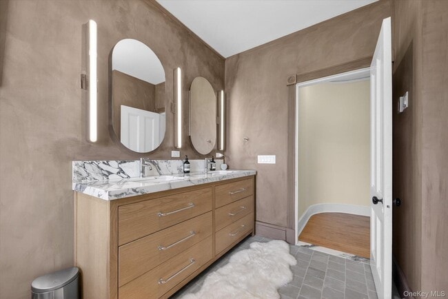 Building Photo - 22 High St