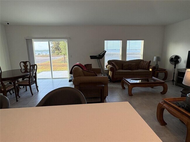 Building Photo - 748 Trotters Dr