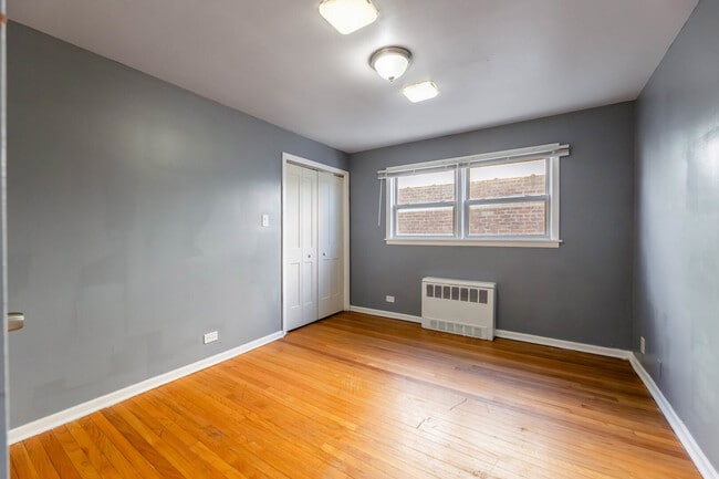 Building Photo - 7718 S Jeffery Blvd