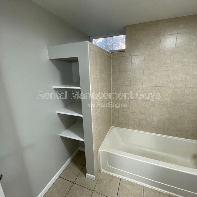 Building Photo - 8229 Halifax Ct N