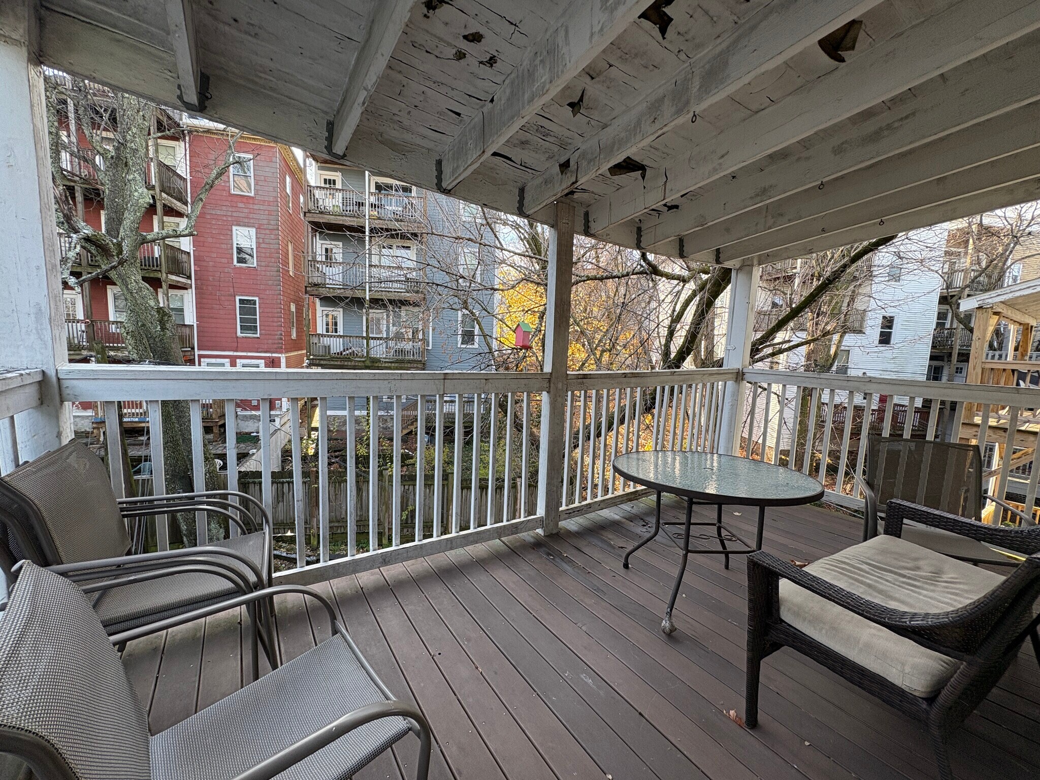 Building Photo - 72 Hillside St