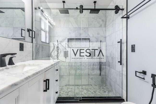 Building Photo - 23 Norman Rd