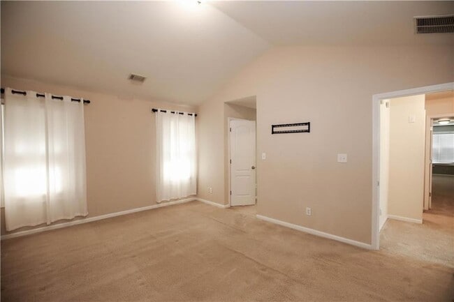 Building Photo - 1005 Landover Crossing