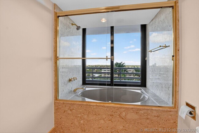 Building Photo - 1500 S Ocean Blvd