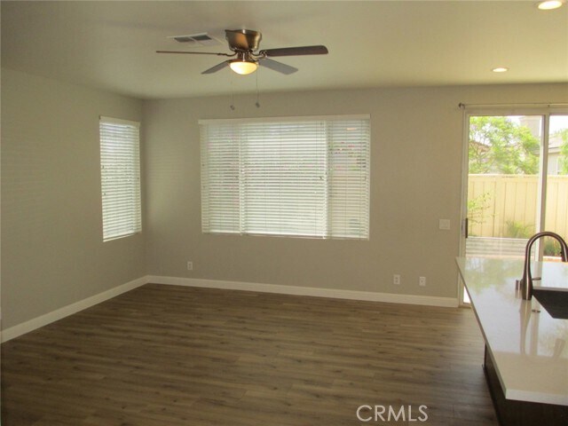 Building Photo - 41201 Crooked Stick Dr