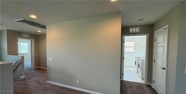 Building Photo - 6387 Ashland Crst St