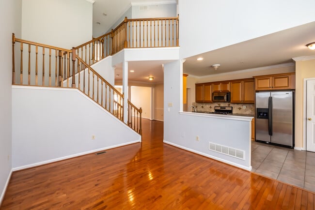 Building Photo - 145 Madison Way