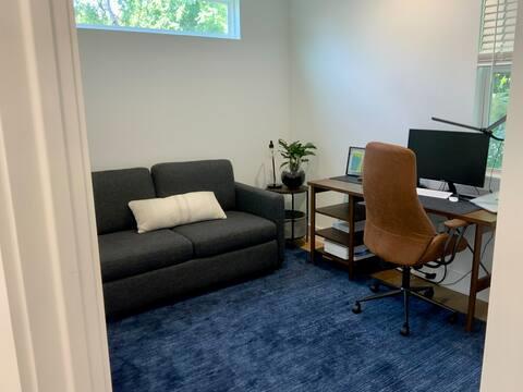 Building Photo - 6100 Ponca St