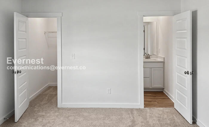 Building Photo - 12084 Chilly Dr