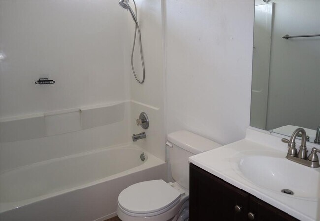 Building Photo - 11735 Rolling Stream Dr