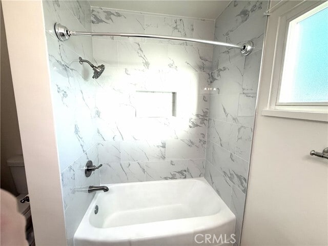 Building Photo - 665 S Lake Ave