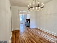 Building Photo - 1113 I St NE