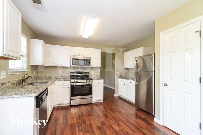Building Photo - 3531 Thornaby Cir